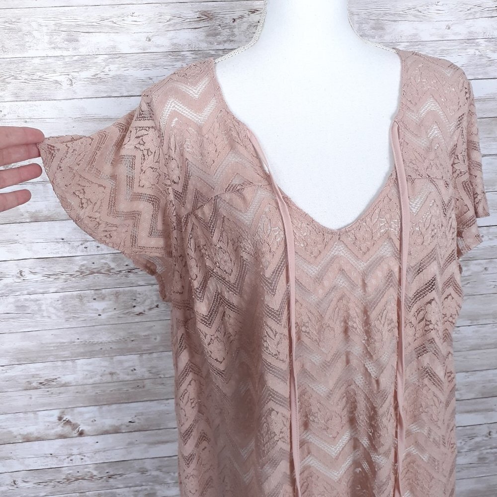 Torrid Sheer Lace Blouse 1X Peach Blush Top Stretch 53A - Picture 2 of 6
